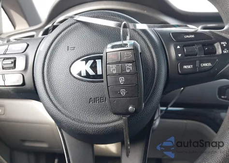 2017 Kia Sedona Lx from USA, damaged, VIN KNDMB5C13H6300900